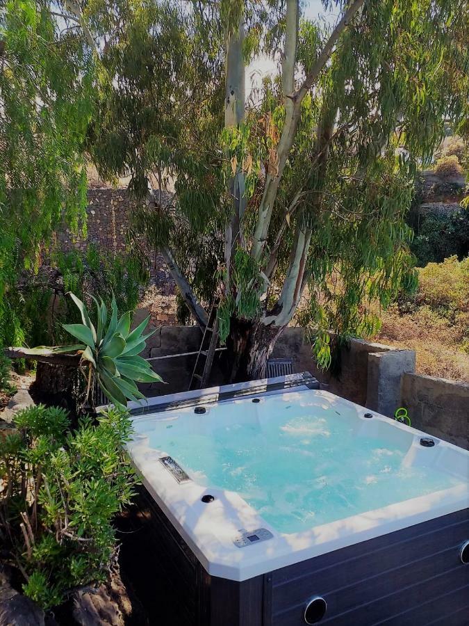 Zen Republic, private outdoor jacuzzi&pool with stunning ocean views Villa Puntillo Del Sol Exterior foto